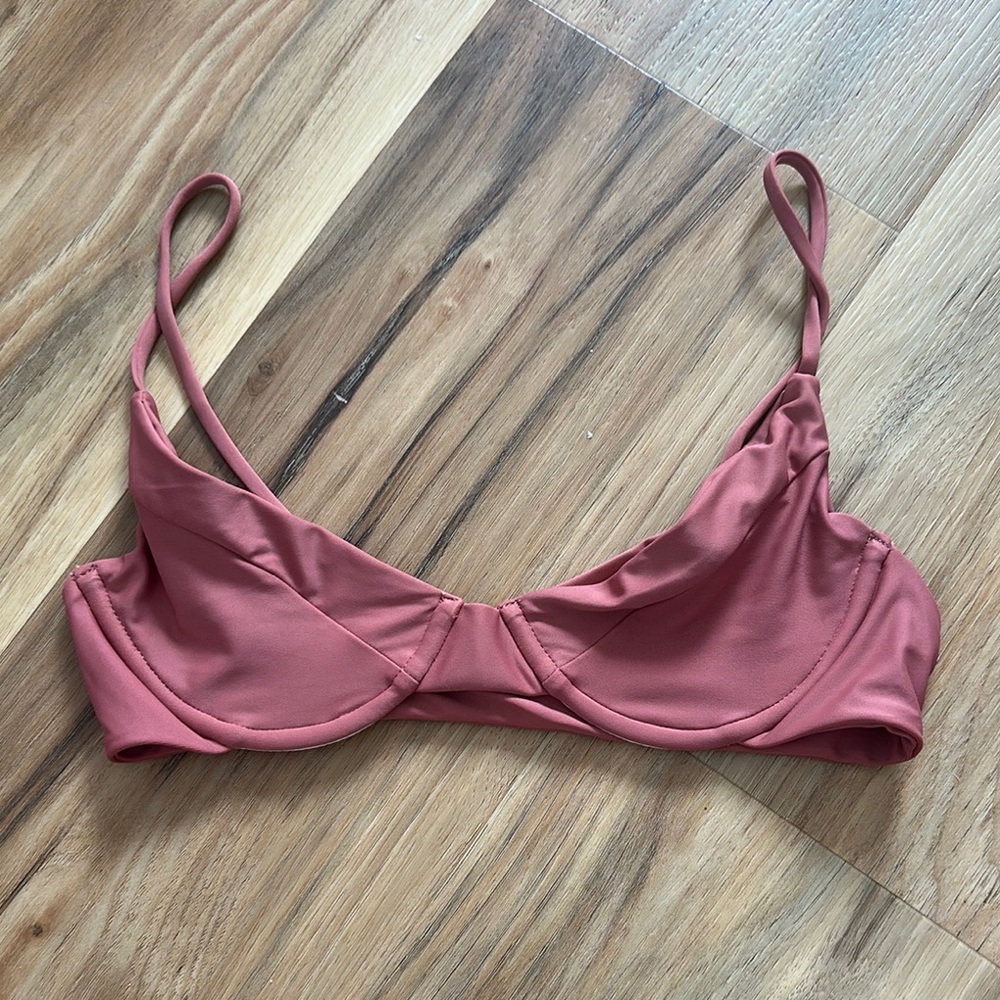 Benoa top